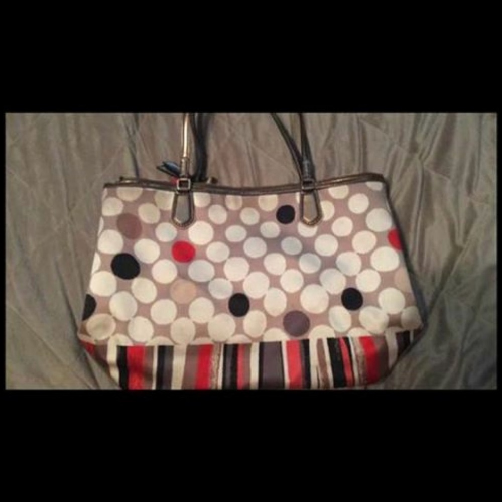 Coach!!!! - Picture 2 of 4