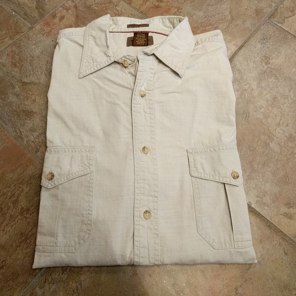 Mens short sleeved shirt
