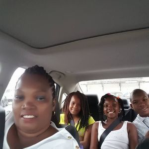 Meet your Posher, Vanessa