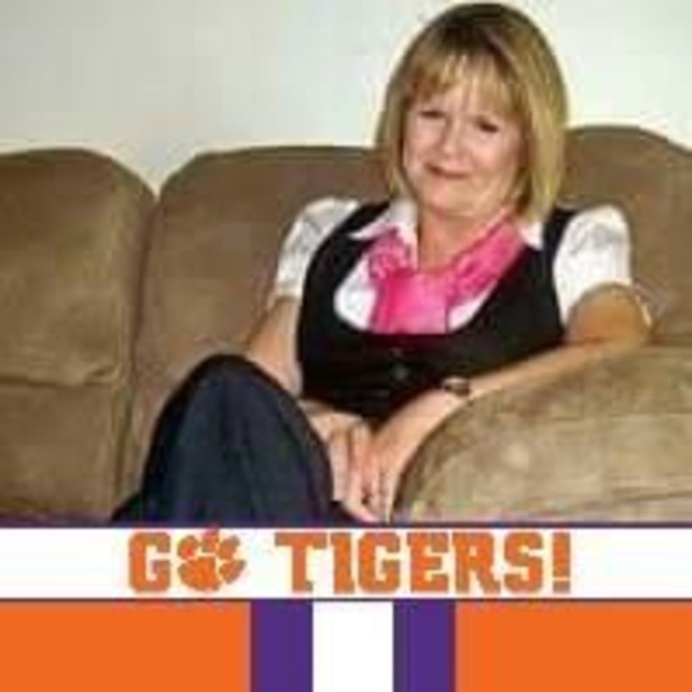 Meet your Posher, Elaine