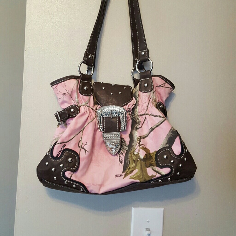 Pink camo Realtree  purse