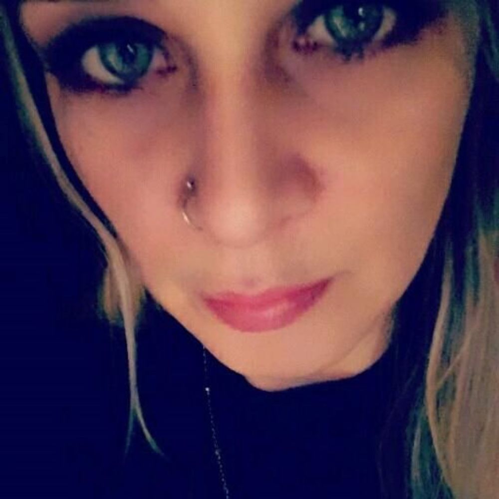 Meet your Posher, Tina