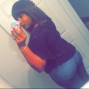 Meet your Posher, Onethia