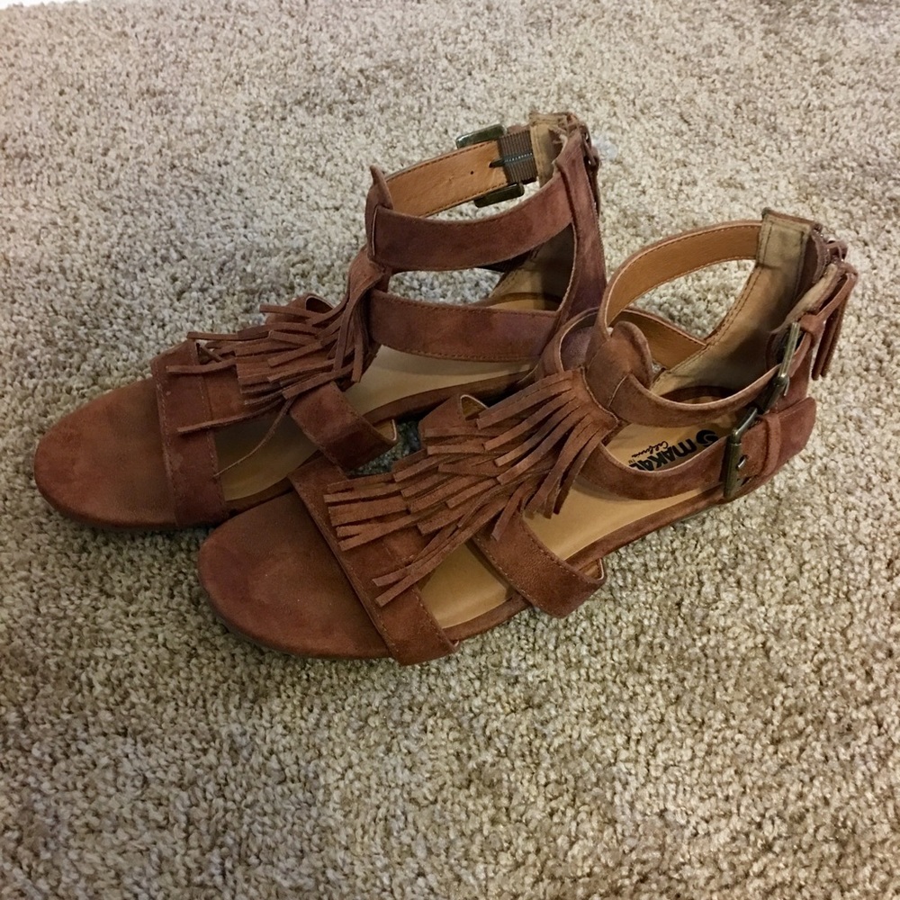 Tan Fringe Sandals