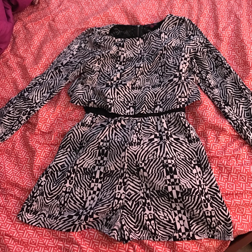 Romper- M