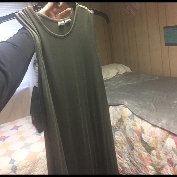 Olive Sleeveless Dress - Picture 5 of 5