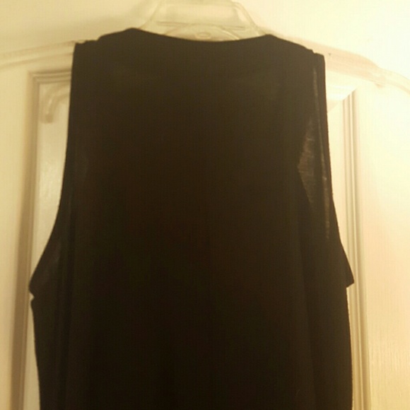 Top - Picture 3 of 4