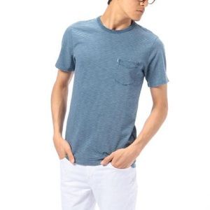LEVI'S BLUE STRIPED SUNSET POCKET T-SHIRT SIZE M
