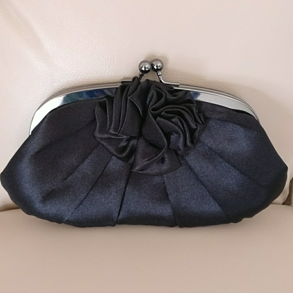Evening party clutch - Picture 2 of 3
