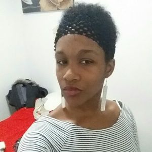 Meet your Posher, Sharita