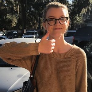 Meet your Posher, Julianna