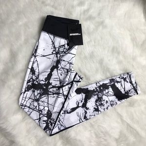 DO YOU EVEN Leggings