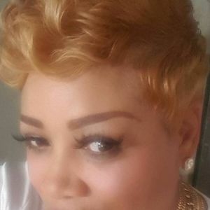 Meet your Posher, Lena