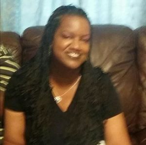 Meet your Posher, Eraina