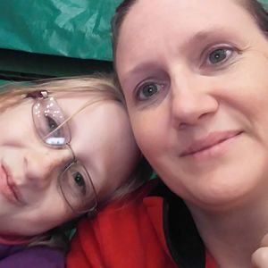 Meet your Posher, Crystal