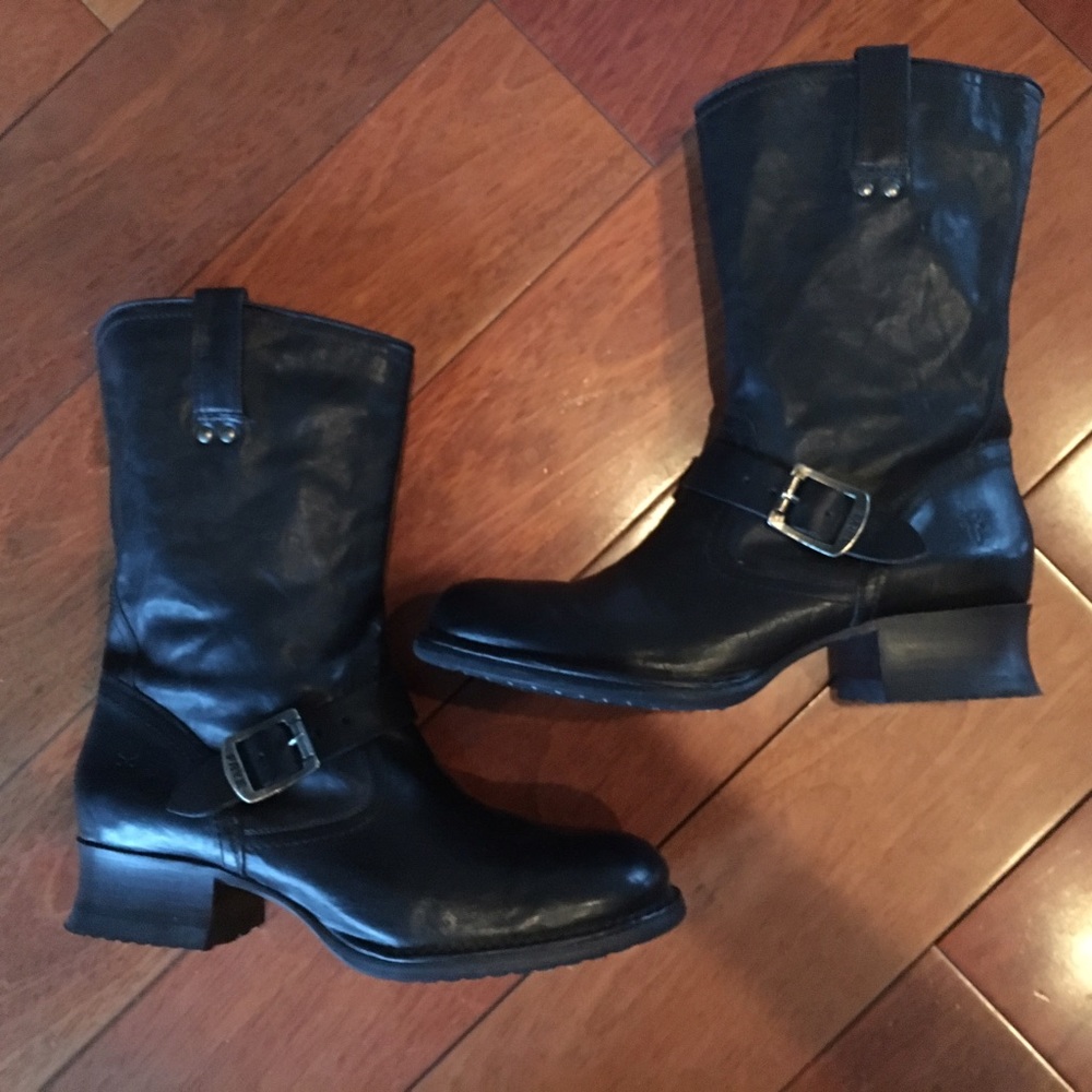 Women's black frye boots  size 10