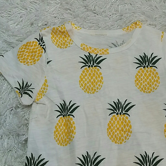 🌹LAST ONE 🌹Pineapples Tee. Kids - Picture 2 of 4