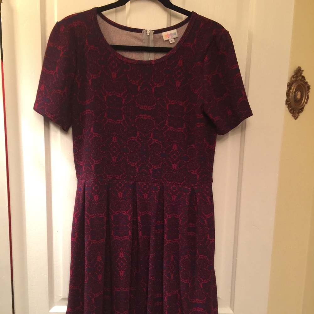 LuLaRoe Large Amelia