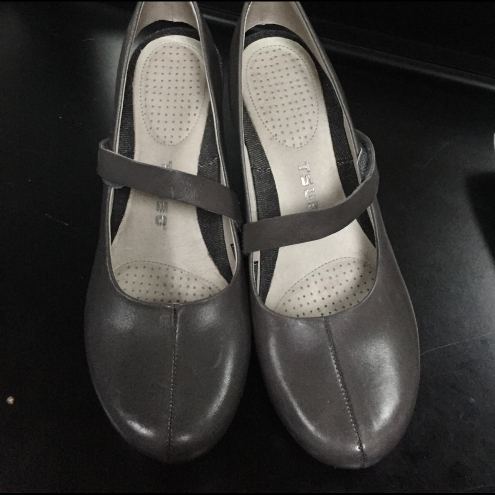 TSUBO high heels with denim heel accent