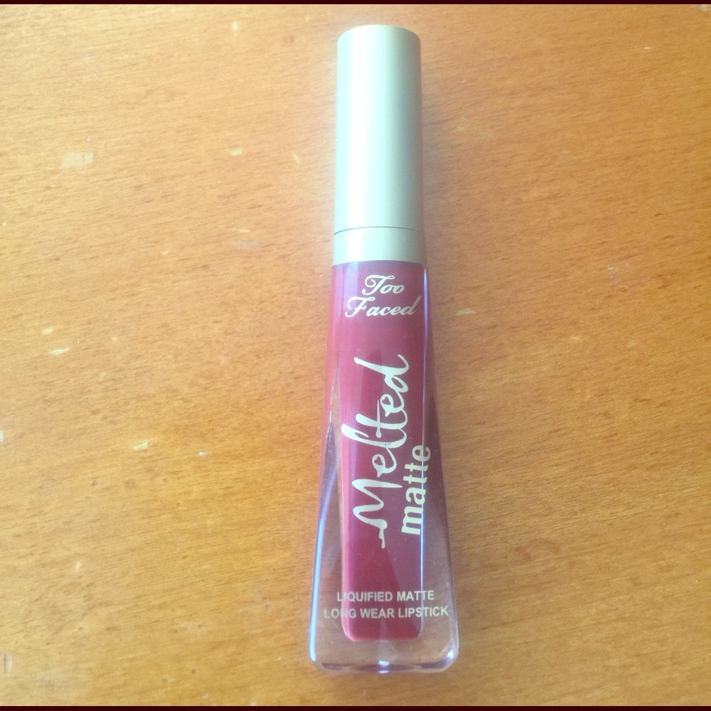 Too faced melted matte lipstick drop dead red