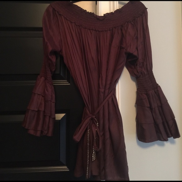 Off Shoulder Boutique Tunic - Picture 1 of 4