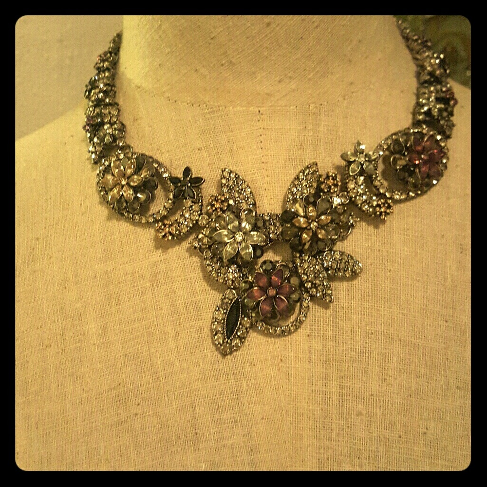 statement necklace