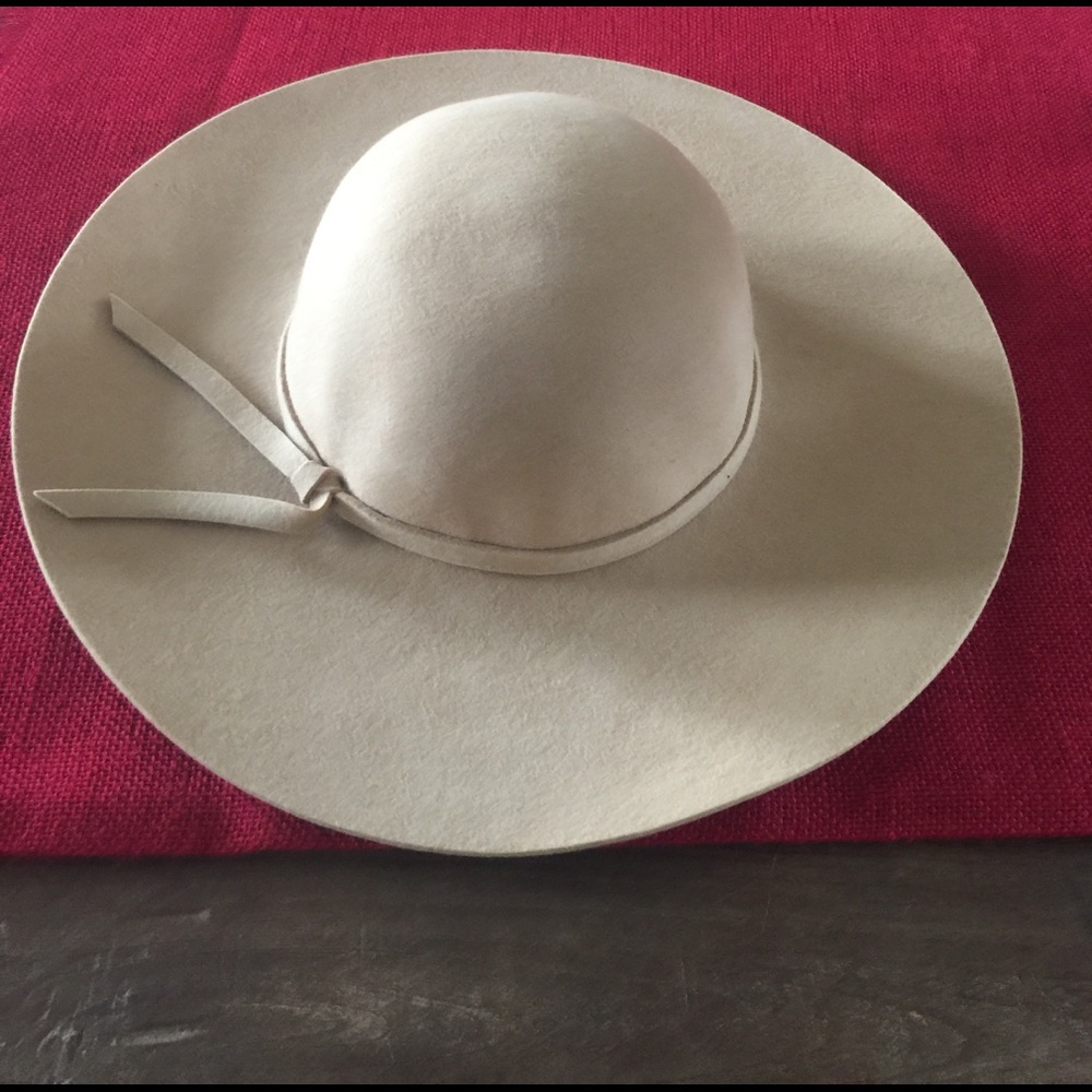 Floppy Hat