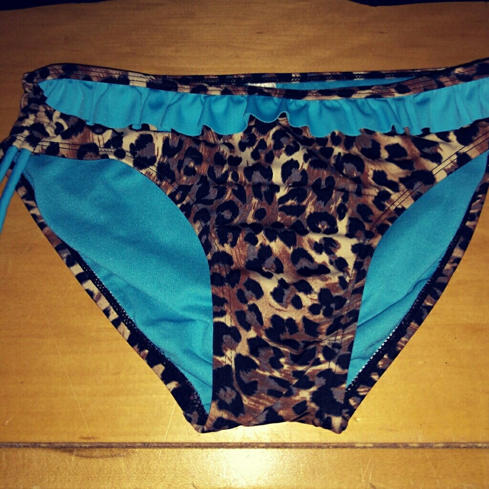 Bikini bottoms