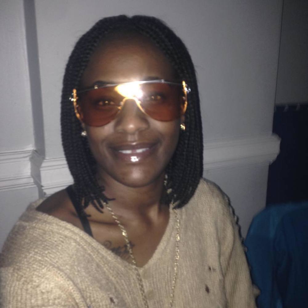 Meet your Posher, Renee