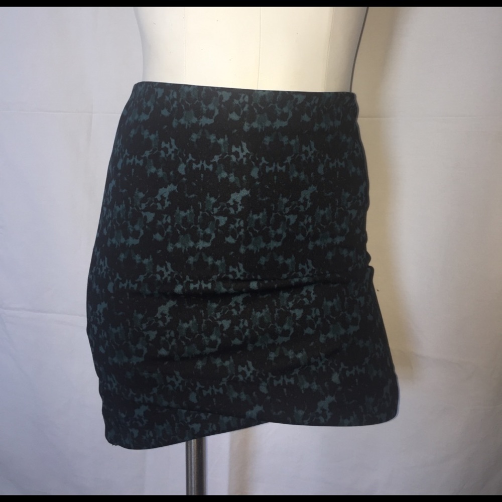 Black skirt with teal details