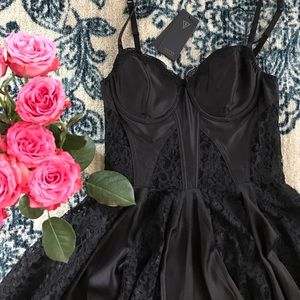SOLD 🌹 Guess Corset Top Black Dress