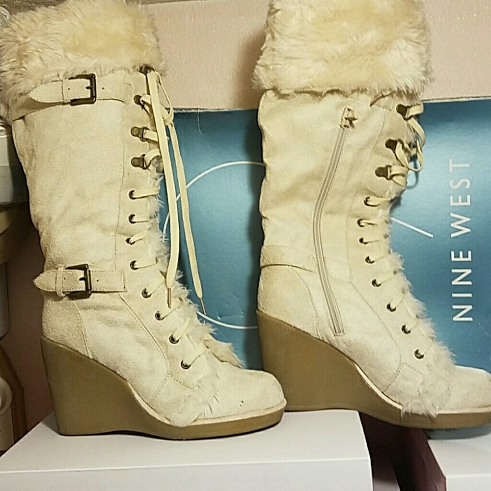 Nine West bots