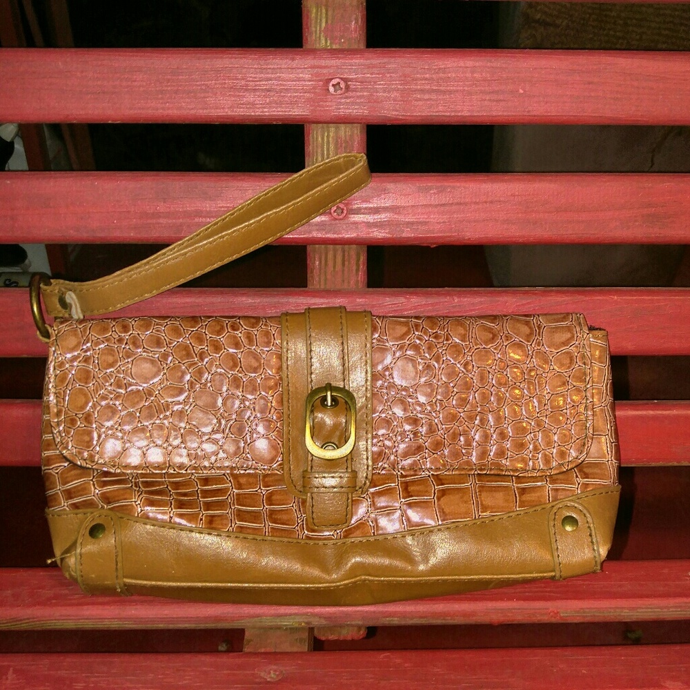 !NEW ITEM! SNAKESKIN WRISTLET