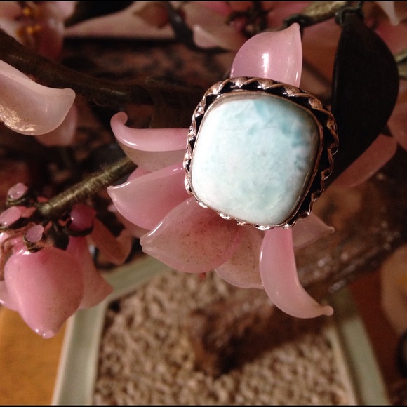 Vintage Jewelry - Vintage 925 natural Larimar ring