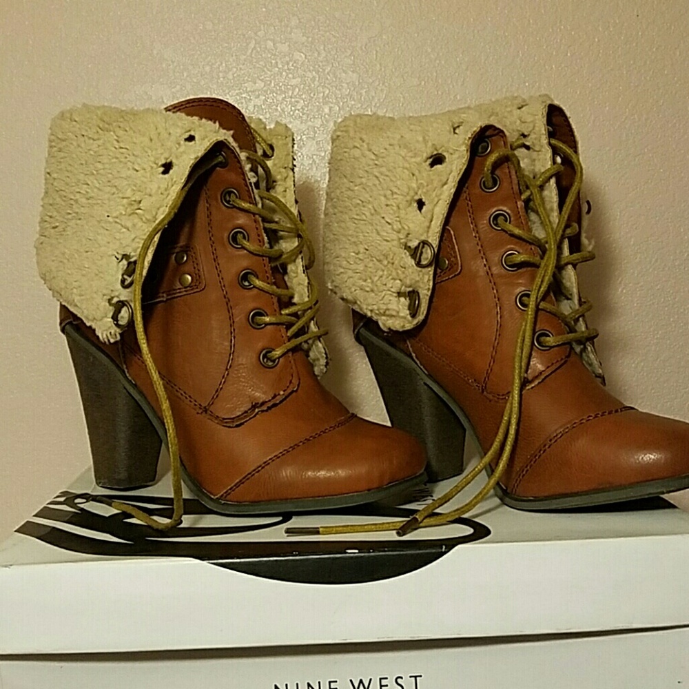 Nine West bots