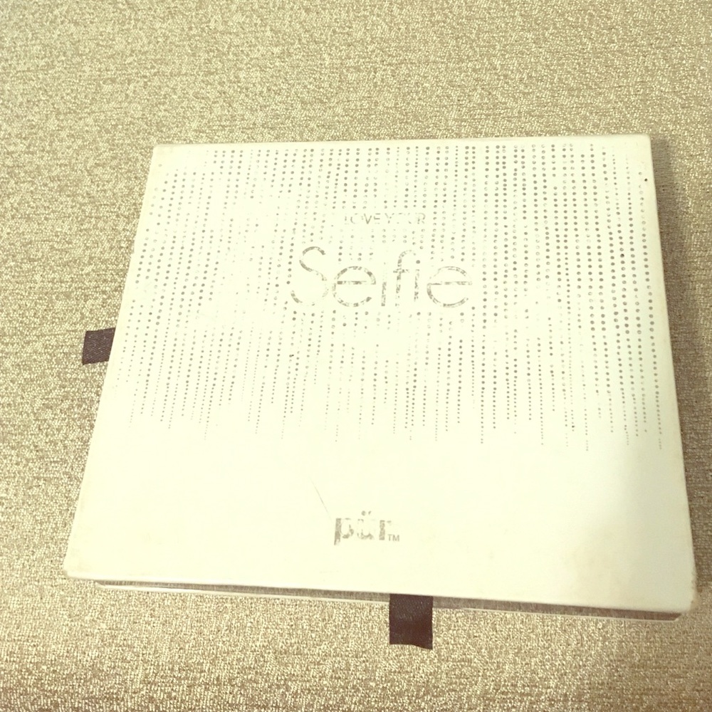Pür Cosmetics love your selfie palette