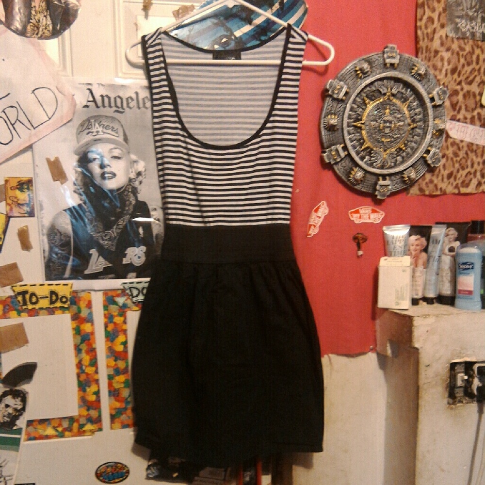 SOLD Rockabilly dress