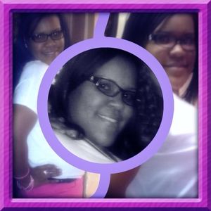 Meet your Posher, Monique