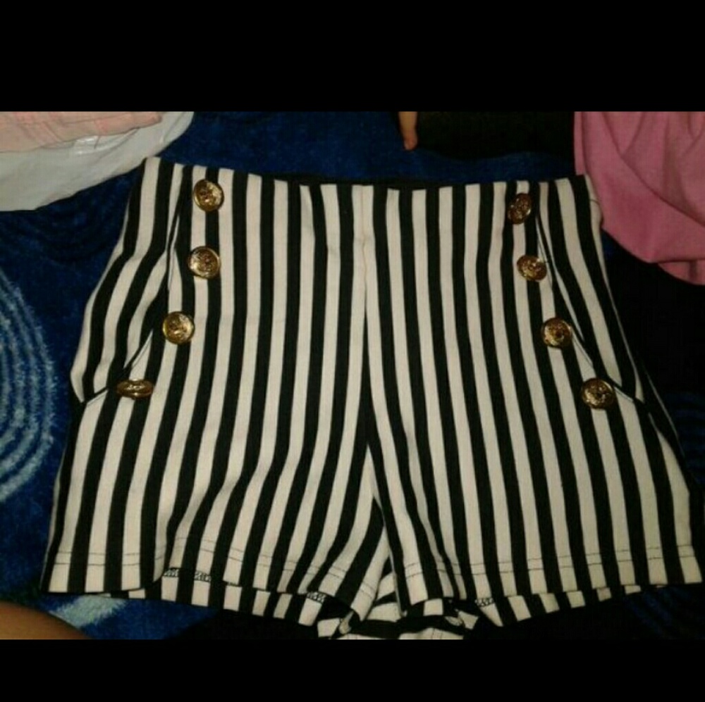Shorta