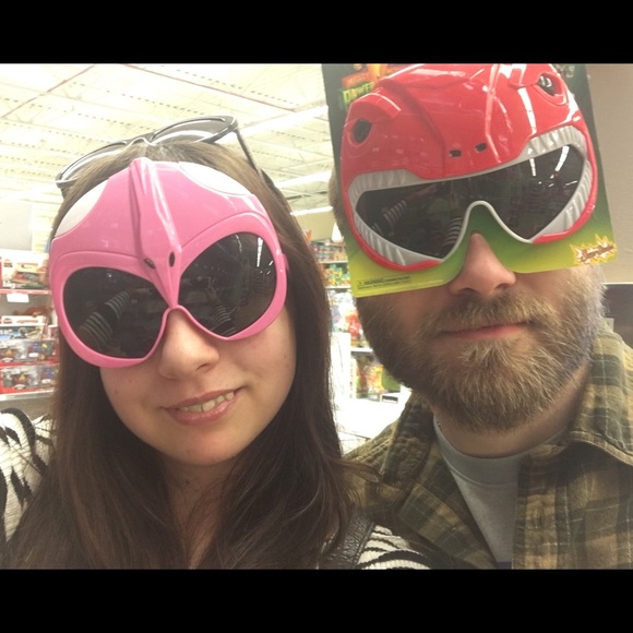 Meet your Posher, Courtney - Picture 3 of 3