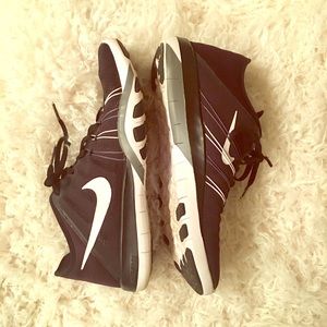 CLEARANCE SALE! Nike free train shoes