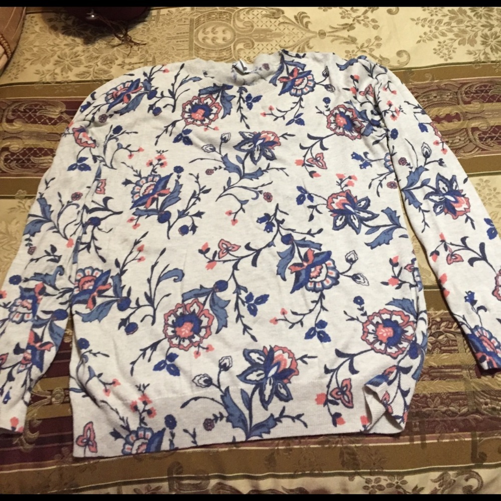 Flower pattern lightweight Old Navy sweater