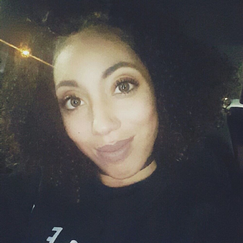 Meet your Posher, Leslie