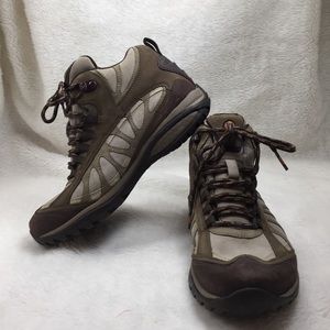 Merrell hiking boot siren waterproof size 7.5
