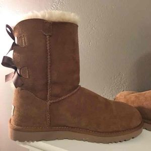 Bailey Bow Uggs