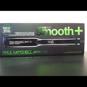 New Paul Mitchell flat iron 1.25"