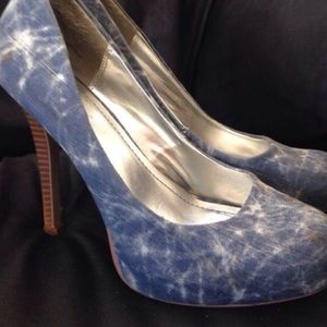 Shoe