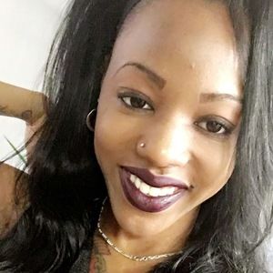 Meet your Posher, Janisa