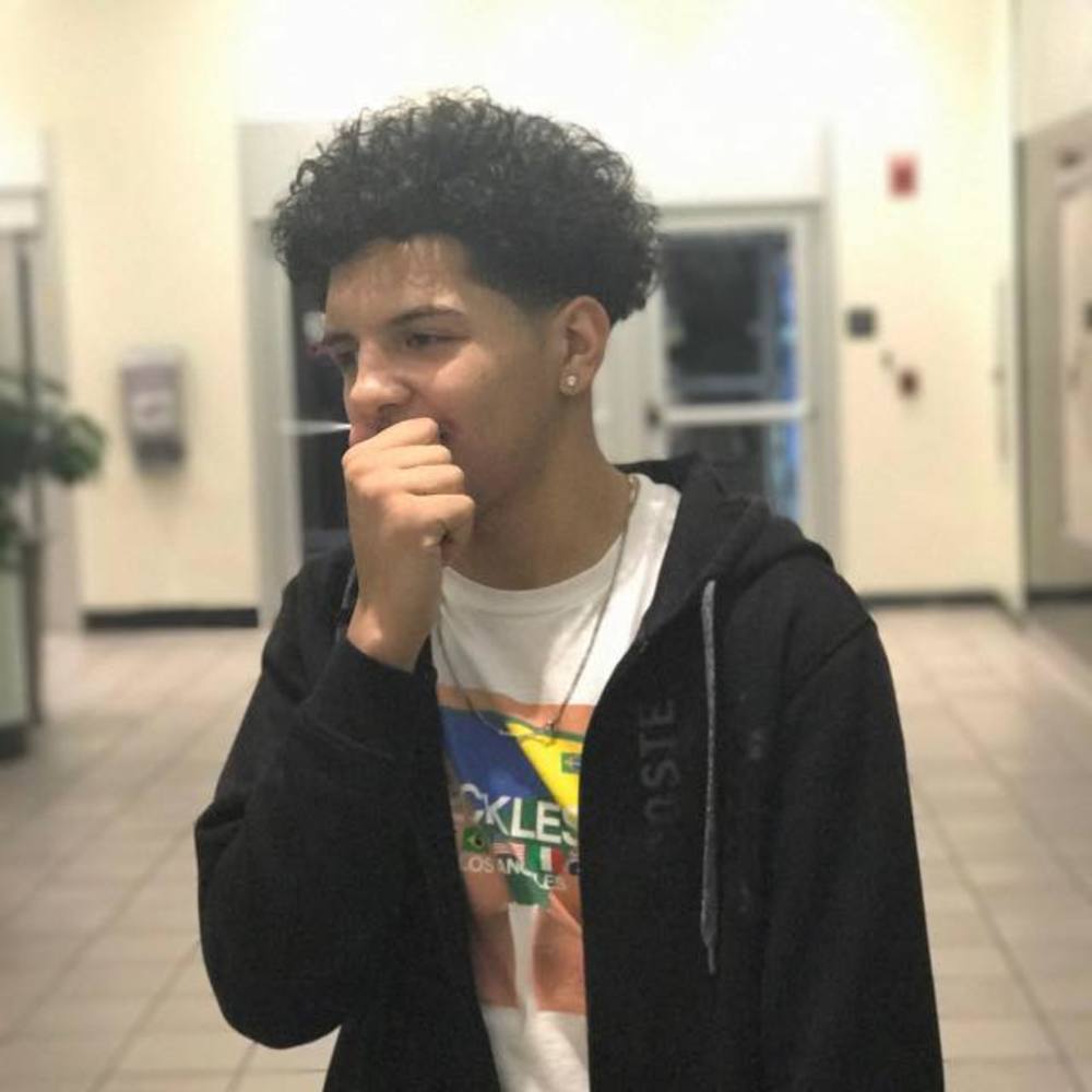 Meet your Posher, Zay