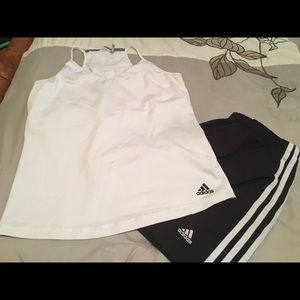2 pieces of Adidas sportswear, top/L,shorts/XL